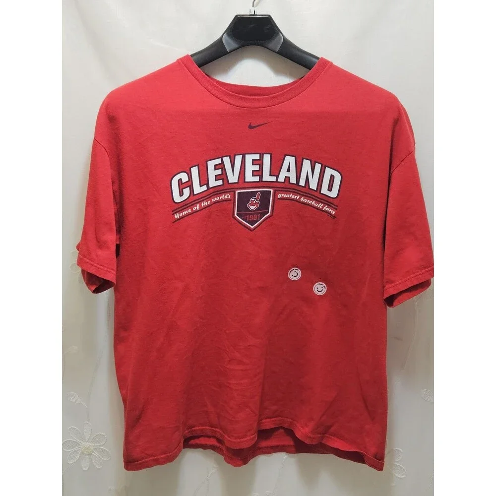 Nike Men XL Red Cleveland Indians Top Sporty Vintage Retro Fan Wear MLB Baseball